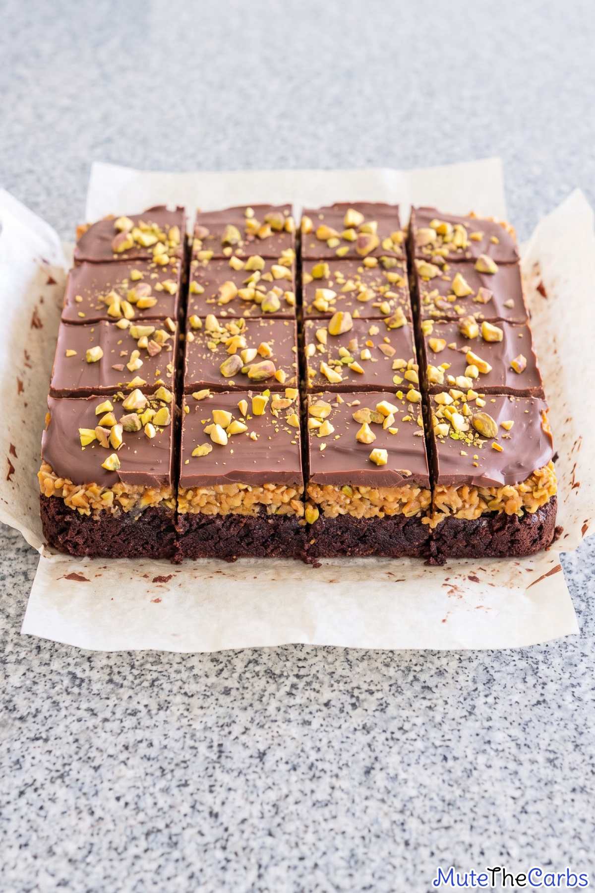 Sweet keto Dubai chocolate brownie