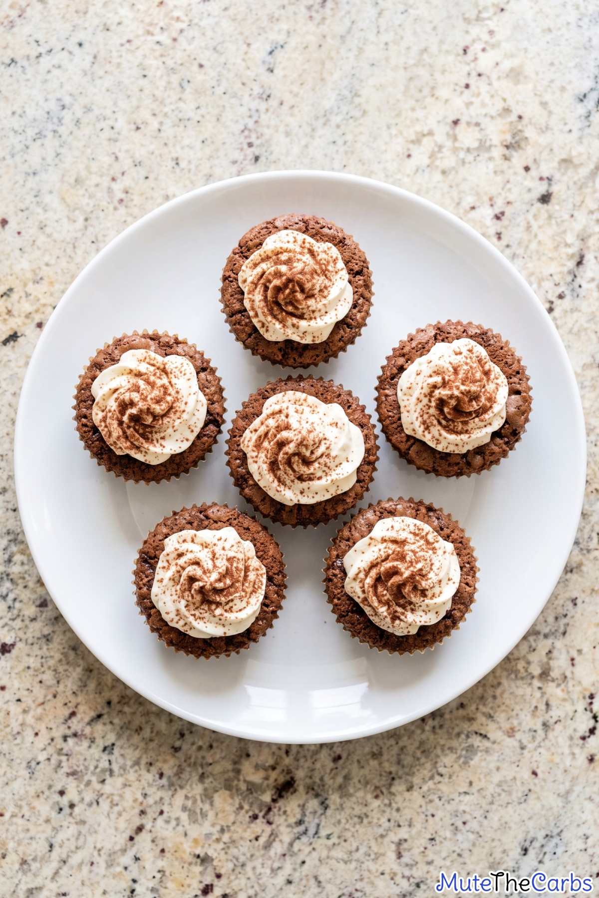 Keto tiramisu brownie cups