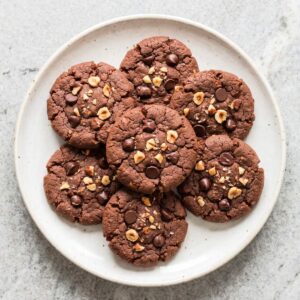 Keto Chocolate Hazelnut Crunch Cookies